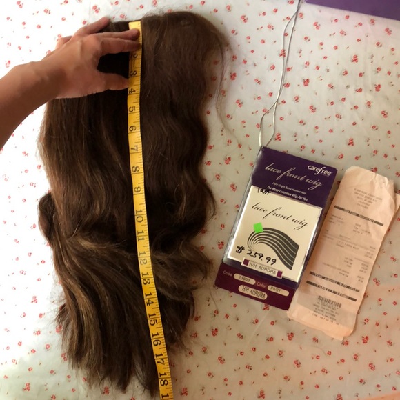 Remi Brazilian wig - Picture 7 of 8